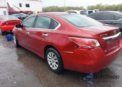 2015 Nissan Altima 2.5/2.5 S/2.5 Sl/2.5 Sv from USA, damaged, VIN 1N4AL3AP5FC452337